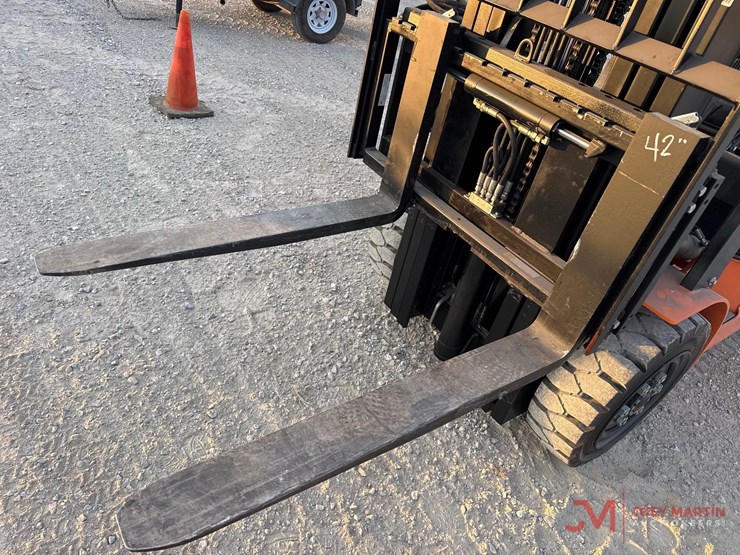 new/unused-e-picker-model-efl30-189-electric-forklift-image-5