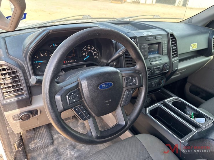 2016-ford-f150-xl-image-17