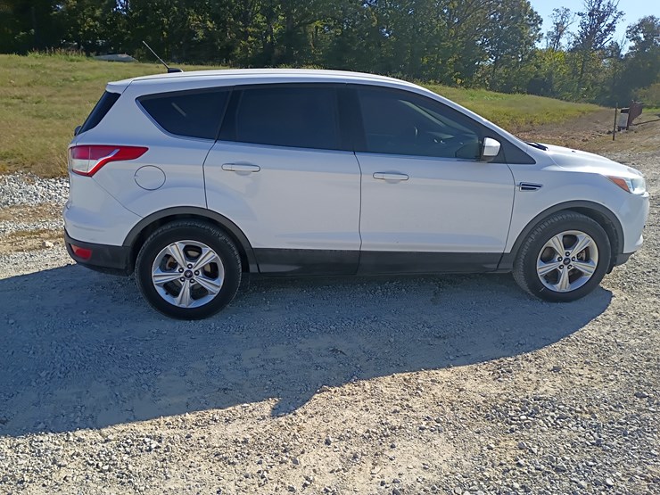 2016-ford-escape-image-13