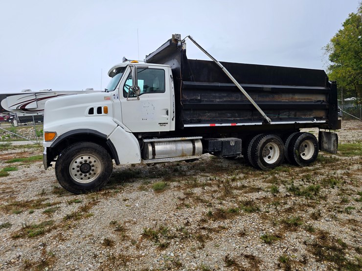 1999-sterling-l9511-image-4