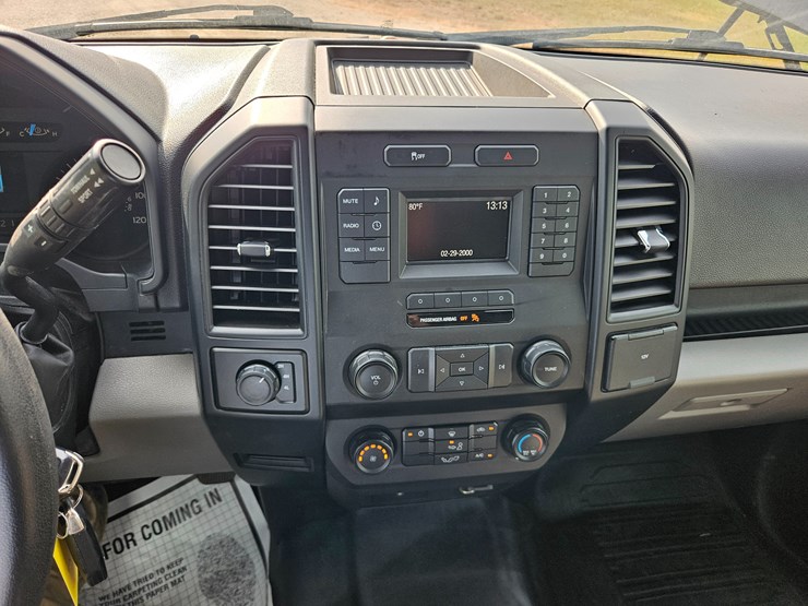 2016-ford-f150-image-39