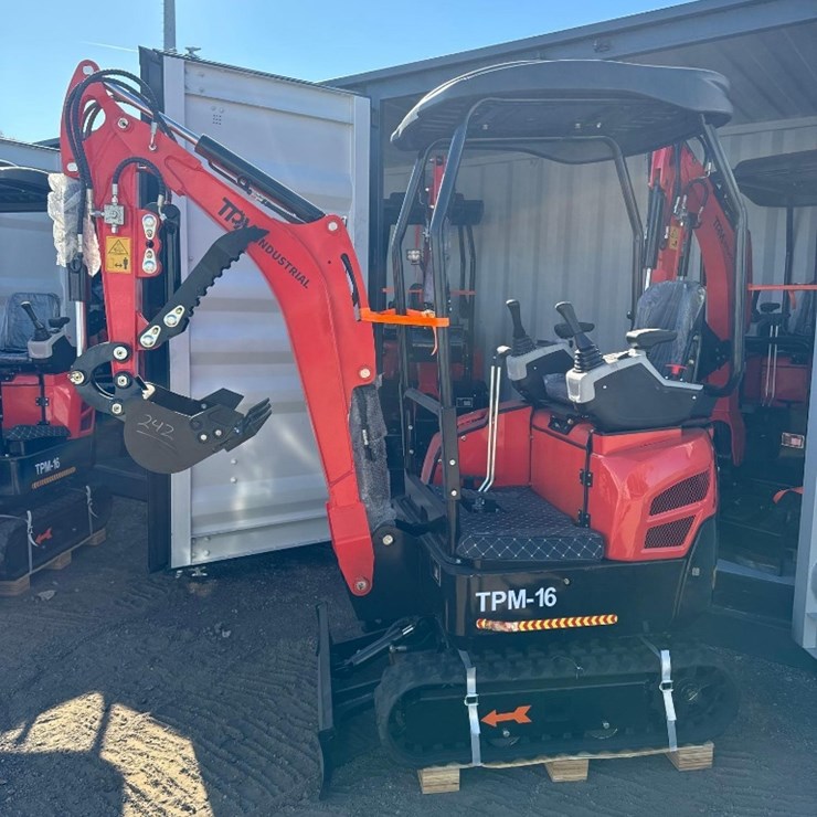 New TPM Industrial Co Mini Excavator Model TPM-16