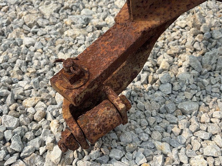 ihc-#5-stalk-cutter-image-11