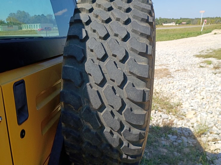 1995-jeep-wrangler-image-57