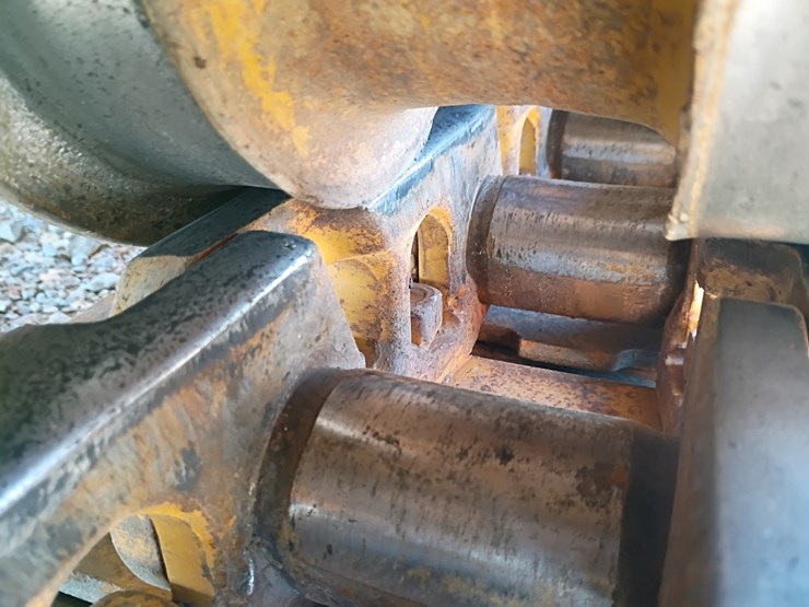 2002-caterpillar-953c-image-96