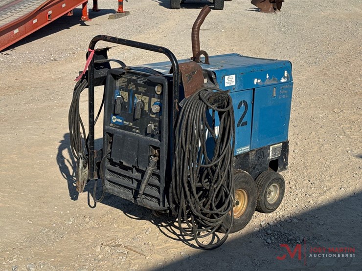 miller-bobcat-250-907211-welder/generator-image-4