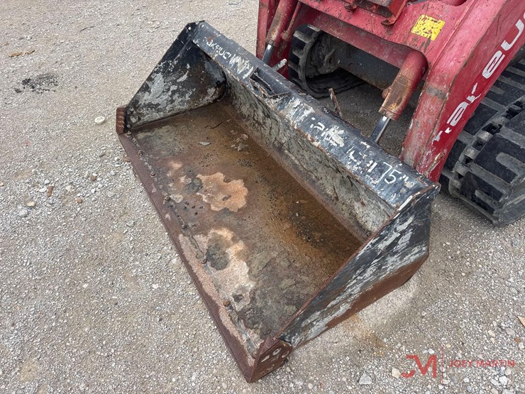 2017-takeuchi-tl12r2-image-8