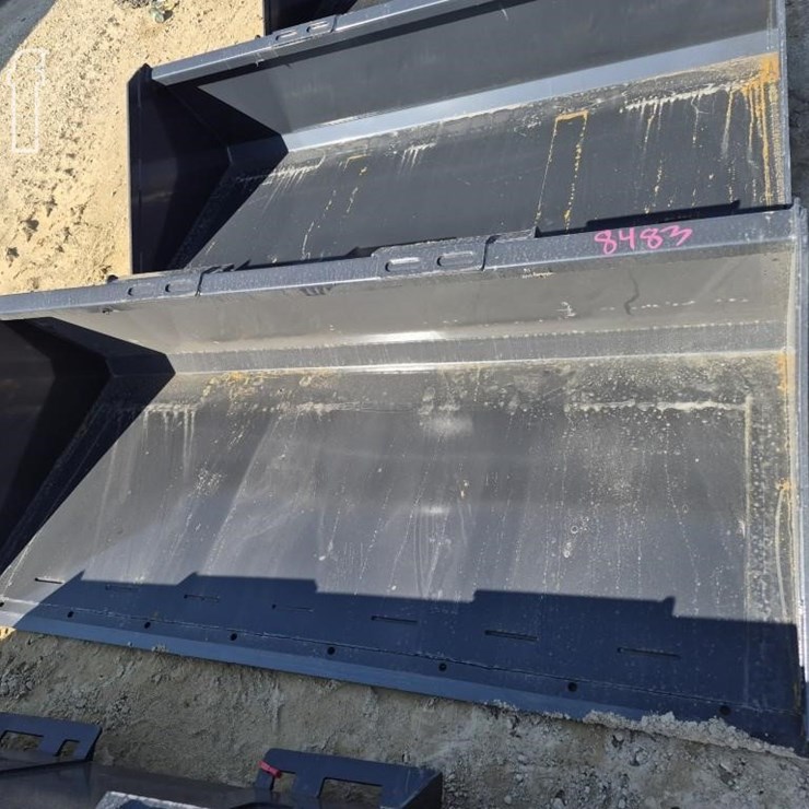 WOLVERINE TDB-11-84W MATERIAL BUCKET