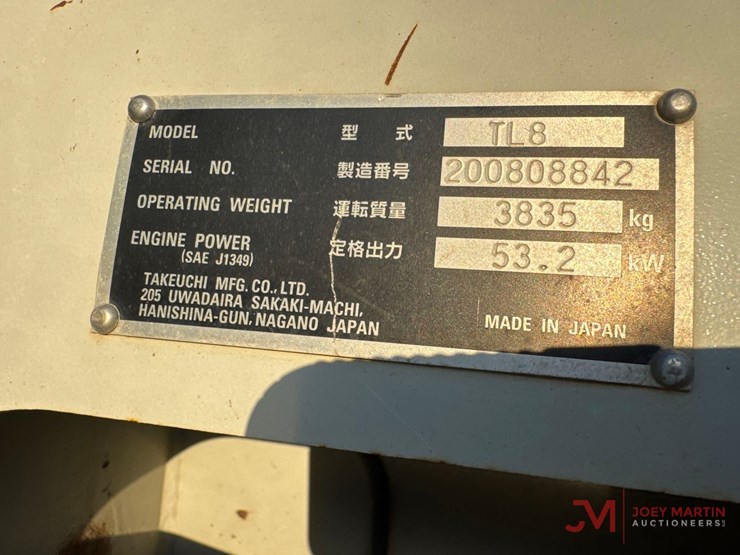 2019-takeuchi-tl8-image-18