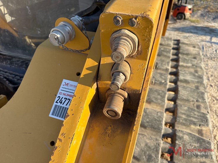 2017-caterpillar-289d-image-7