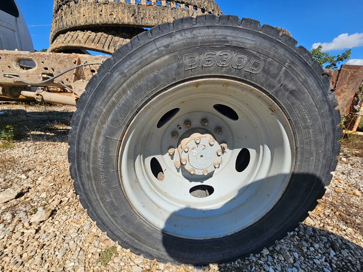 2005-ford-f450-image-40