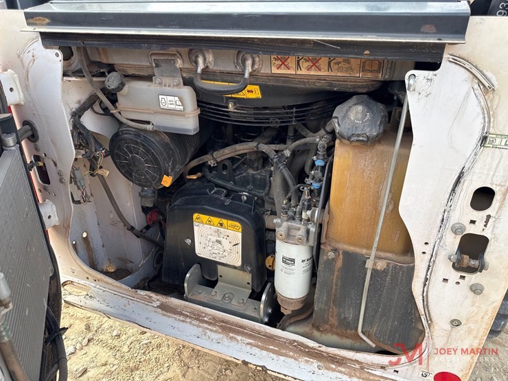 2022-bobcat-t76-image-13