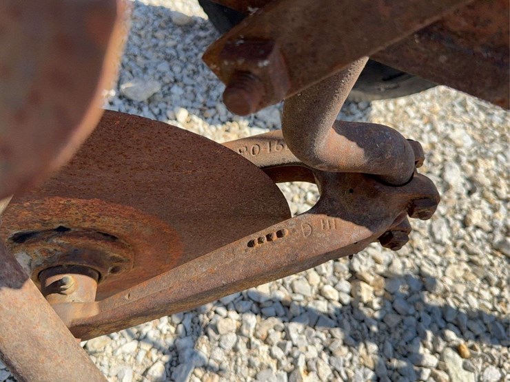 3-bottom-trip-plow-image-15