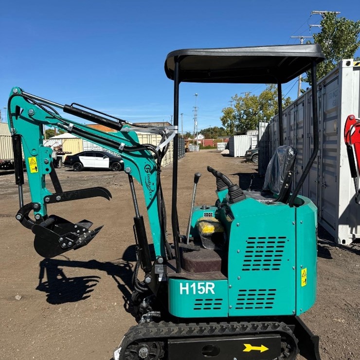 New CFG Industrial Co Mini Excavator Model H15R