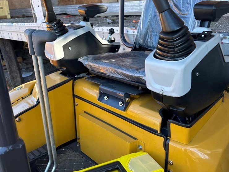 new-sd-lanch-co-diesel-mini-excavator-model-sdle20-image-9