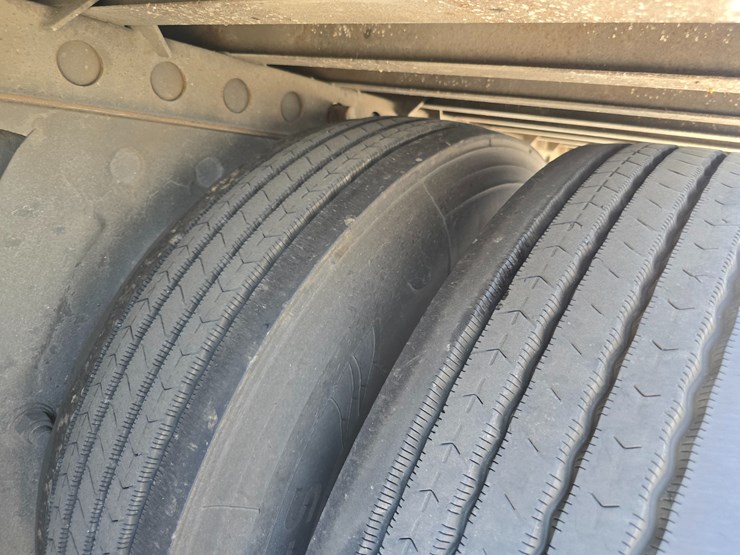 2013-wabash-national-refrigerated-van-image-95