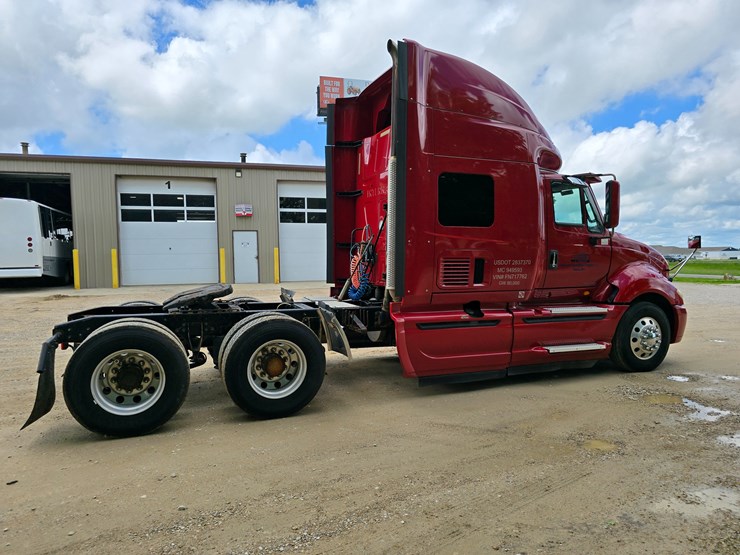 2015-international-prostar-image-24