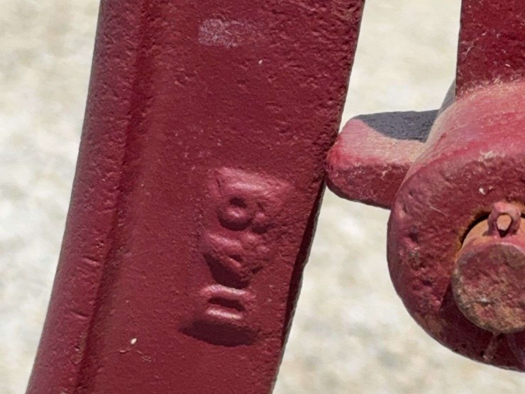 red-jacket-pump-image-8