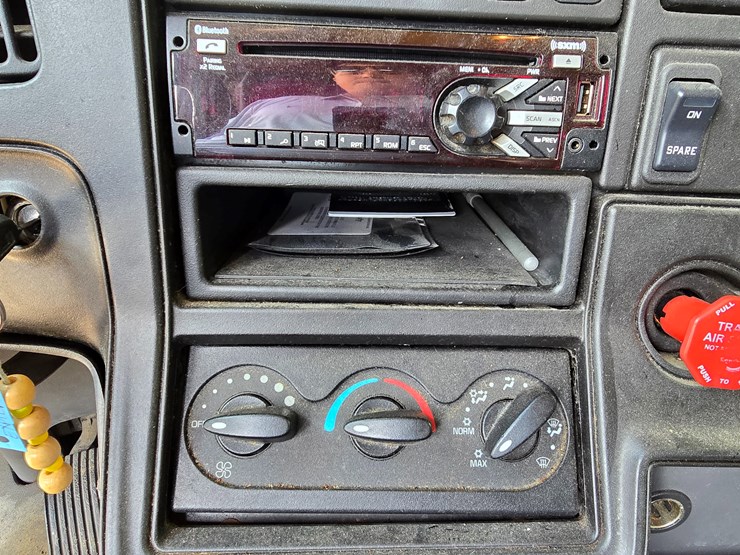 2015-international-prostar-image-70