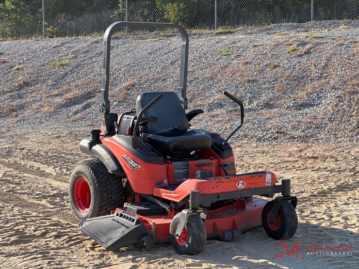 kubota-zg327-image-1