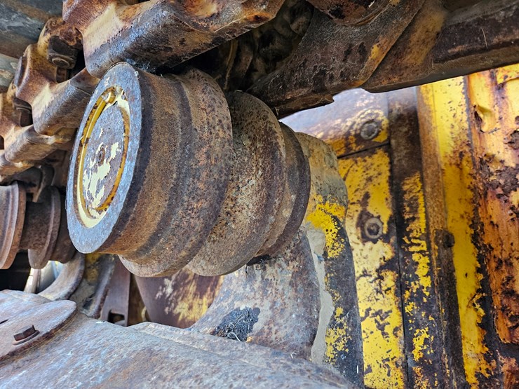 komatsu-d61ex-image-56