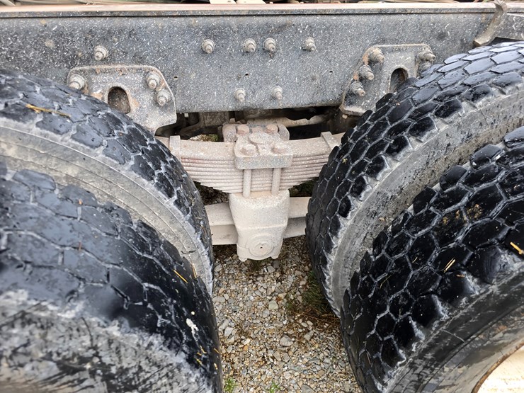 1999-sterling-l9511-image-108