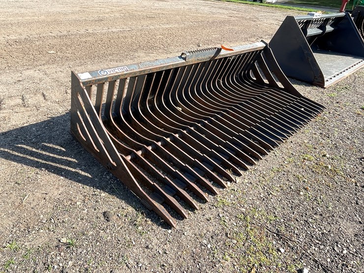 #4306-•-virnig-84"-skid-steer-mount-rock-bucket-image-4