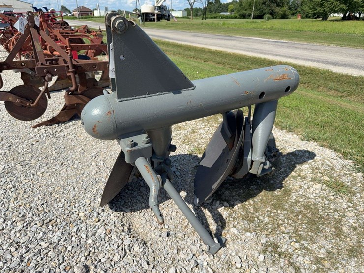 2-bottom-mounted-disc-plow-image-7