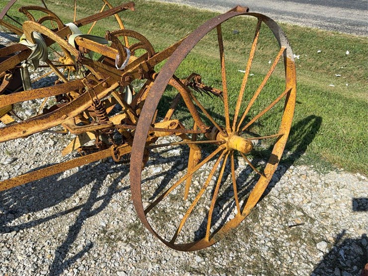 horse-drawn-cultivator-image-4