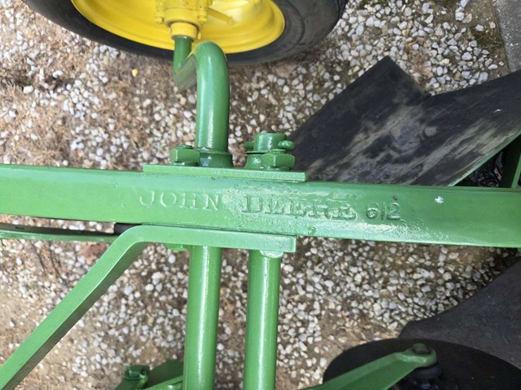 john-deere-52-image-8
