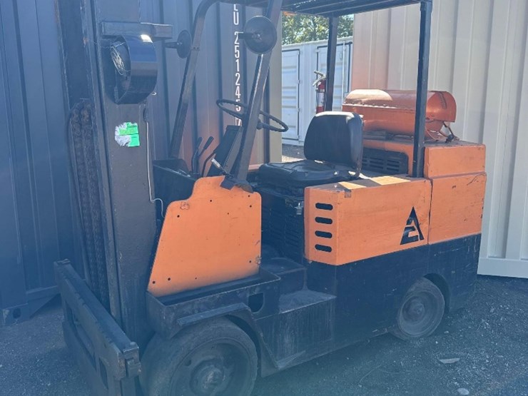 allis-chalmers-double-mast-lp-forklift-image-1