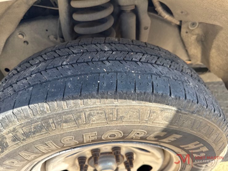 2016-ford-f250-xl-image-5