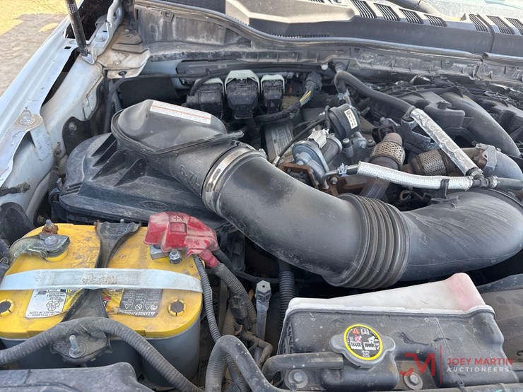 2017-ford-f550-xl-image-34