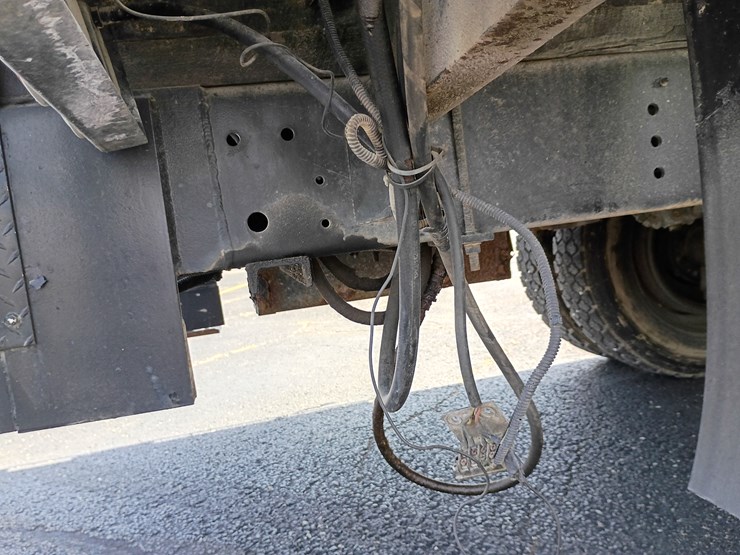 1998-ford-f700-image-108