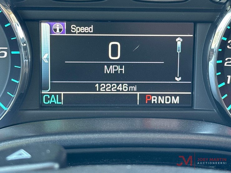 2015-chevrolet-1500-image-34