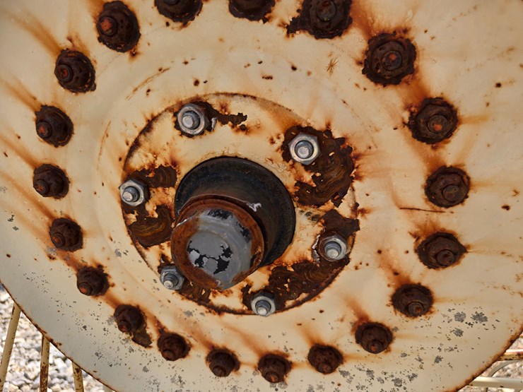 2000-h-&-s-bf16-image-45