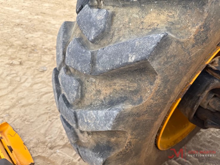 2016-jcb-510-56-image-14