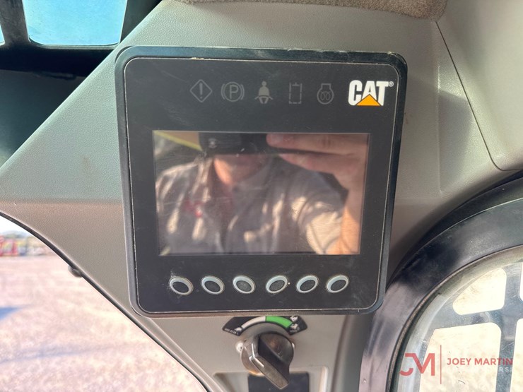 2017-caterpillar-289d-image-18