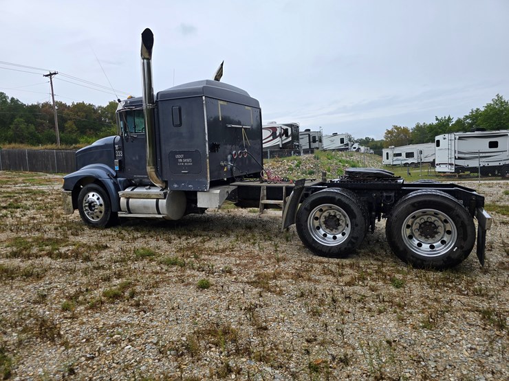 1999-international-9400-image-14