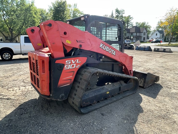 kubota-svl90-2-image-5