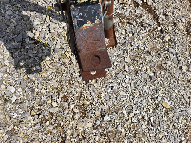 2000-h-&-s-bf16-image-31