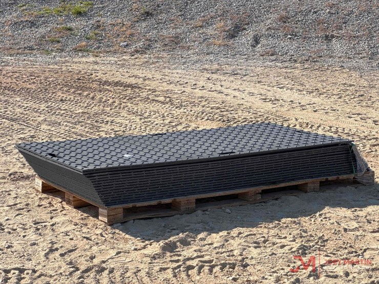 (15)-new-8'-x-4'-ground-protection-mats-image-1