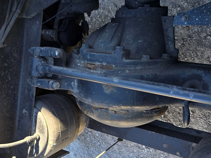 2015-peterbilt-579-image-102