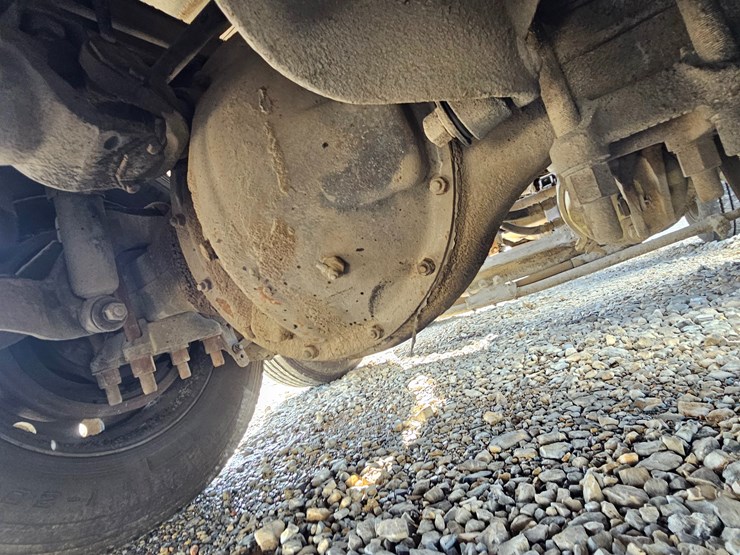 1989-peterbilt-379-image-110