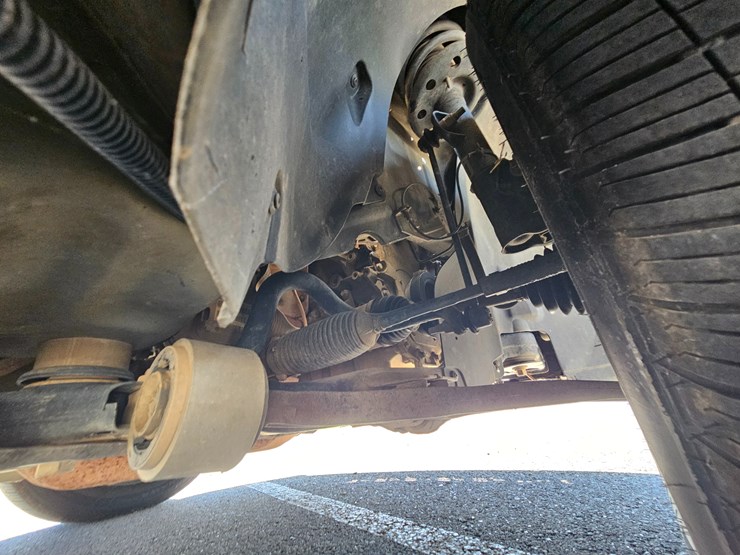 2017-ford-explorer-image-59