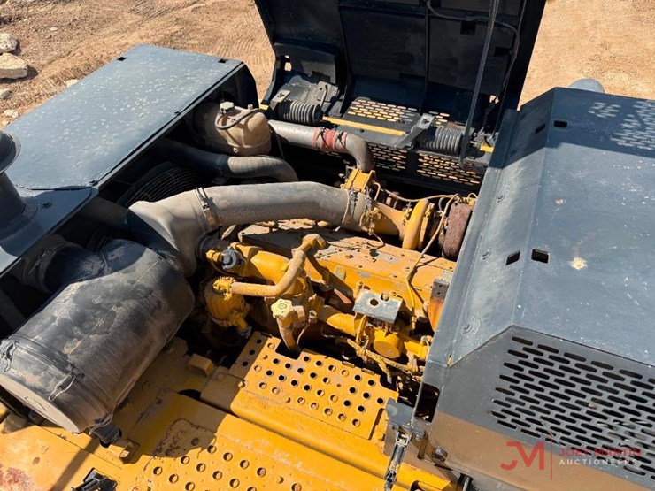 2019-deere-470g-lc-image-16