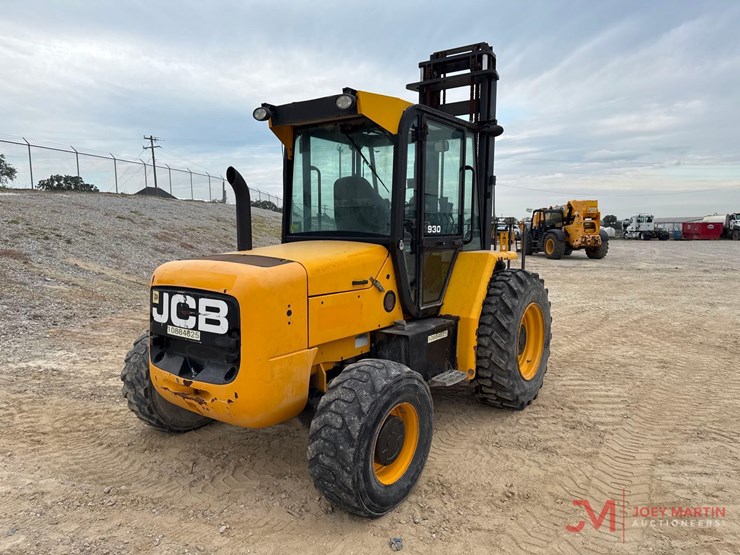 2019-jcb-930-image-2