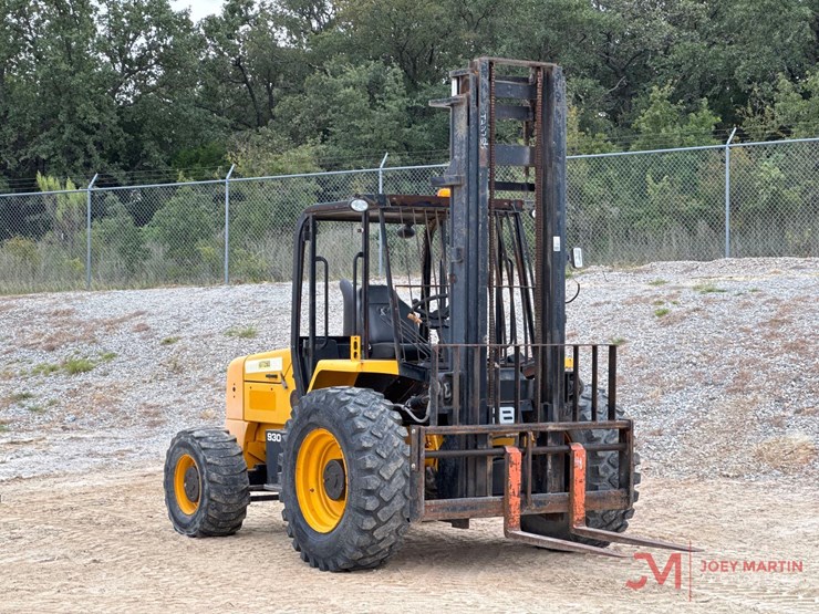 2018-jcb-930-image-1