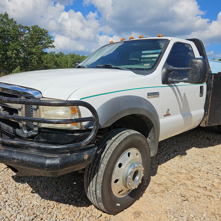 2005 FORD F550