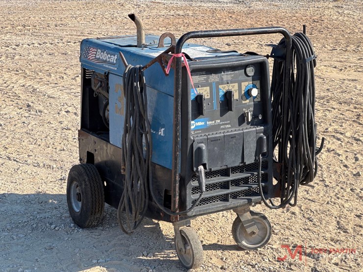 miller-bobcat-250-907211-welder/generator-image-1